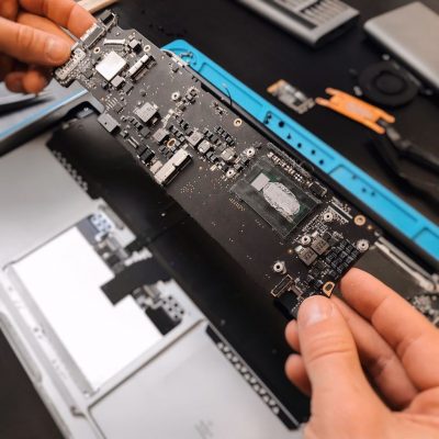 Là một trong những địa chỉ sửa máy tính Macbook ở TPHCM, với nhiều năm kinh nghiệm trong nghề