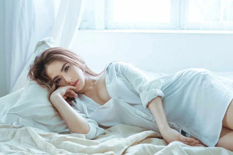 Tạo dáng sexy chụp quyến rũ Tạo dáng sexy chụp quyến rũ