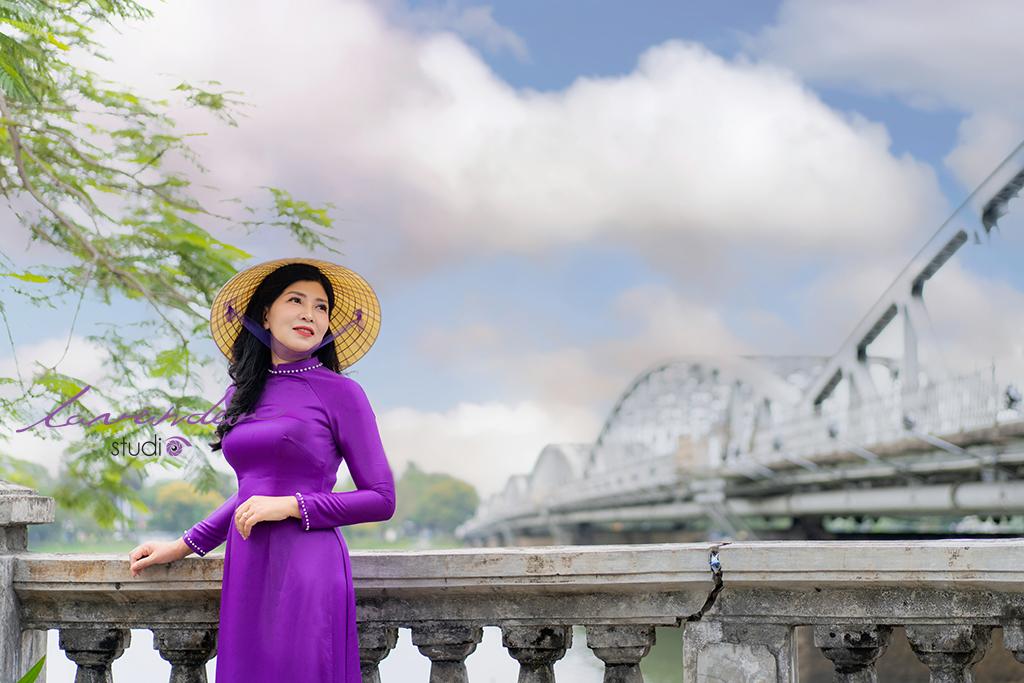 Thuê thợ chụp ảnh đẹp ở Huế giá bao nhiêu