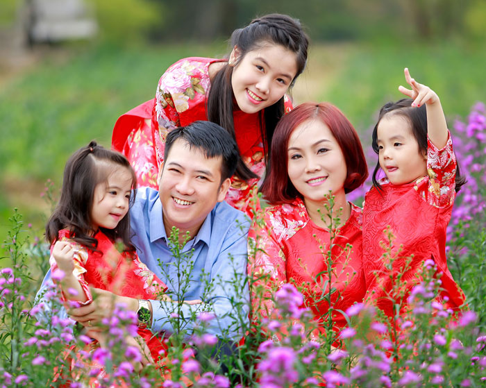 Địa Điểm Chụp Ảnh Tết Gia Đình 5 Người Năm 2025 Tại Hà Nội Địa Điểm Chụp Ảnh Tết Gia Đình 5 Người Năm 2025 Tại Hà Nội