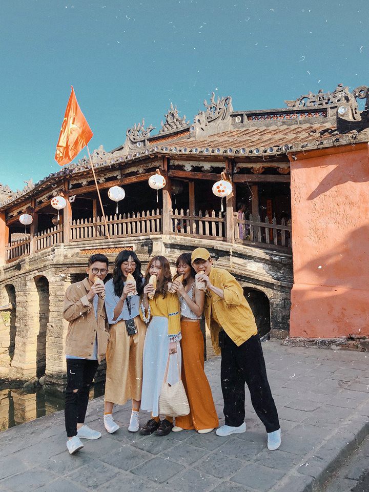 Studio chụp hình tết nhóm tại Sài Gòn