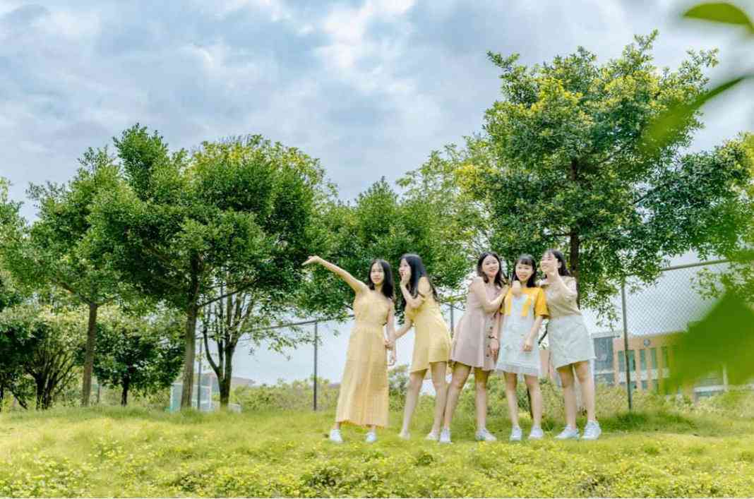 Studio chụp hình tết nhóm tại Sài Gòn