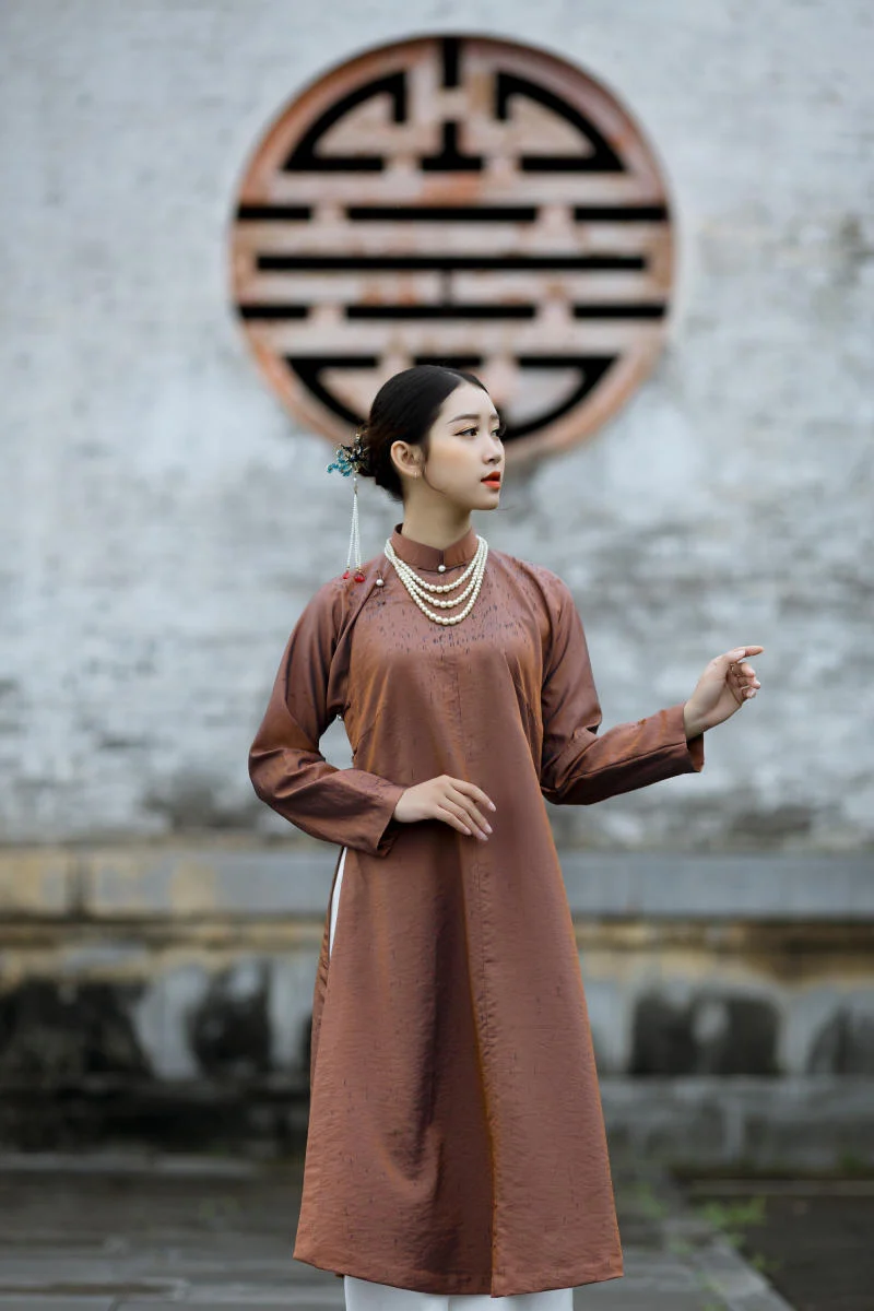 chụp hình áo dài ngũ thân tại Tp.HCM chụp hình áo dài ngũ thân tại Tp.HCM