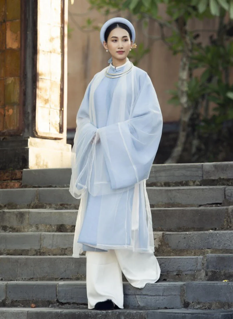 chụp hình áo dài ngũ thân tại Tp.HCM chụp hình áo dài ngũ thân tại Tp.HCM