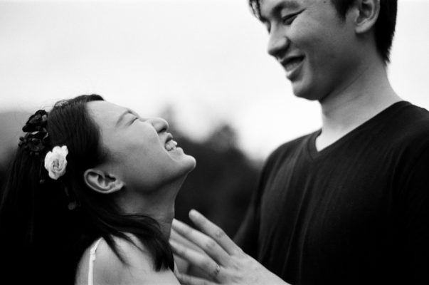 Studio chụp ảnh couple đen trắng tại Hội An uy tín, chất lượng