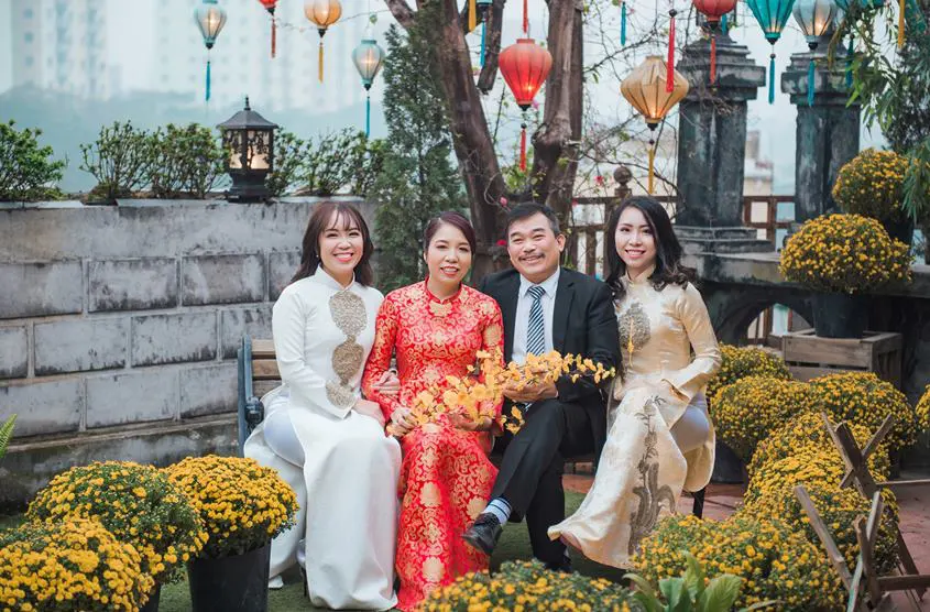 Tết sum vầy với bộ ảnh gia đình Tết tại Hà Nội ngày xuân Ất Tỵ 2025 Tết sum vầy với bộ ảnh gia đình Tết tại Hà Nội ngày xuân Ất Tỵ 2025