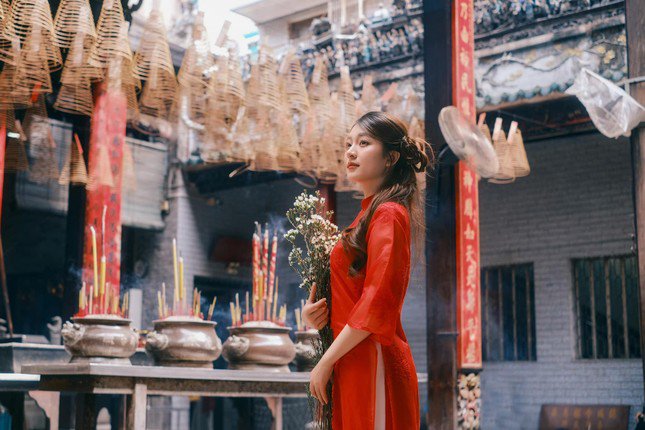 "Rộn ràng" chụp ảnh Tết 2025 sớm tại những ngôi chùa đẹp của giới trẻ "Rộn ràng" chụp ảnh Tết 2025 sớm tại những ngôi chùa đẹp của giới trẻ