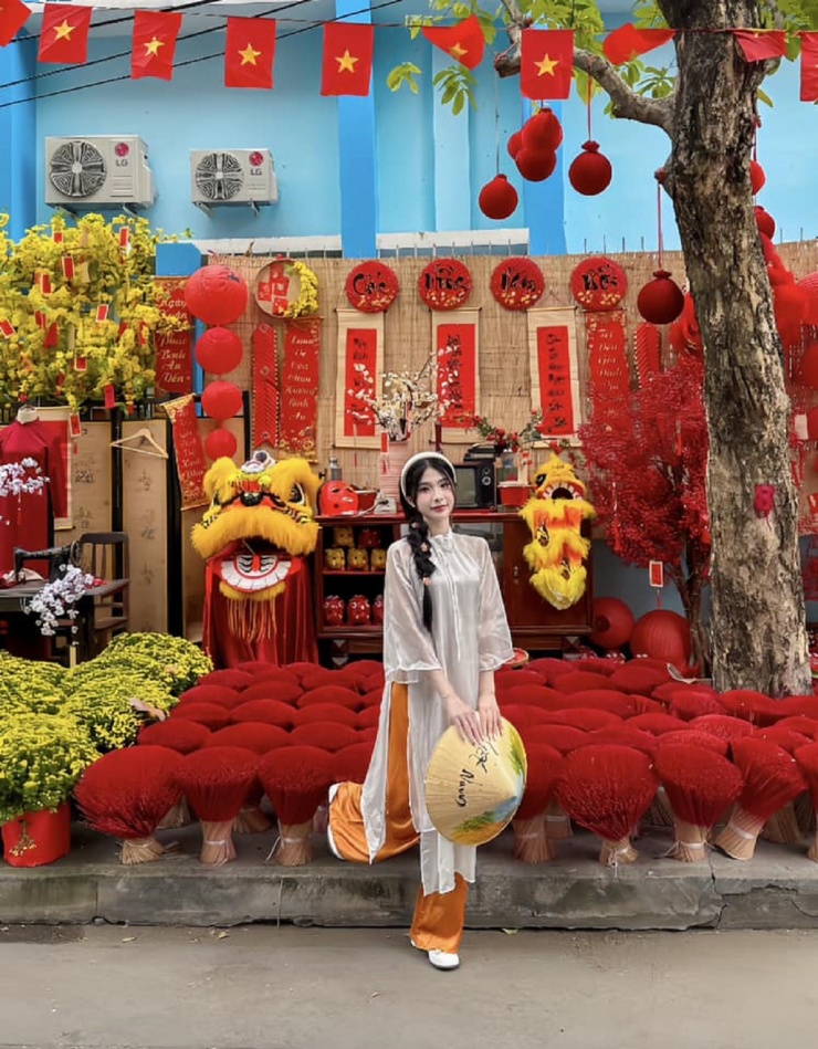 Điểm danh 10 dịch vụ chụp hình Tết giá rẻ tại TP.HCM Xuân Ất Tỵ 2025