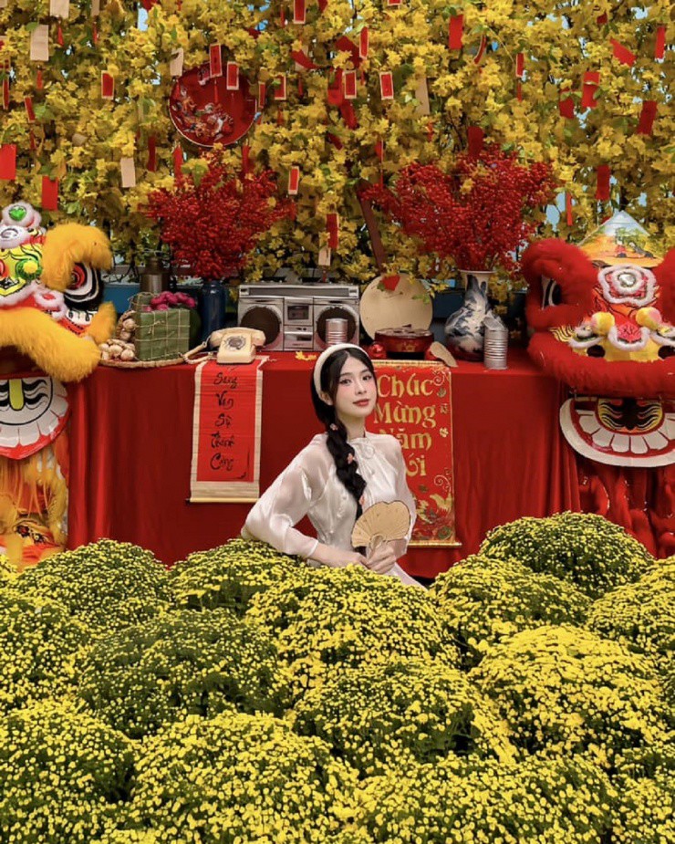 Điểm danh 10 dịch vụ chụp hình Tết giá rẻ tại TP.HCM Xuân Ất Tỵ 2025