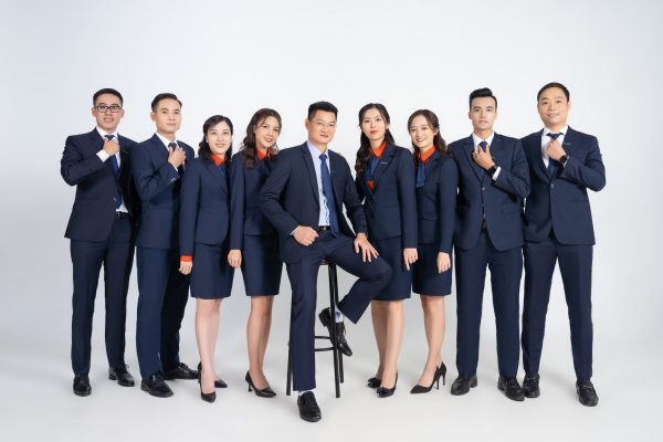 Cách chụp hình công ty nổi bật mang lại sức mạnh to lớn