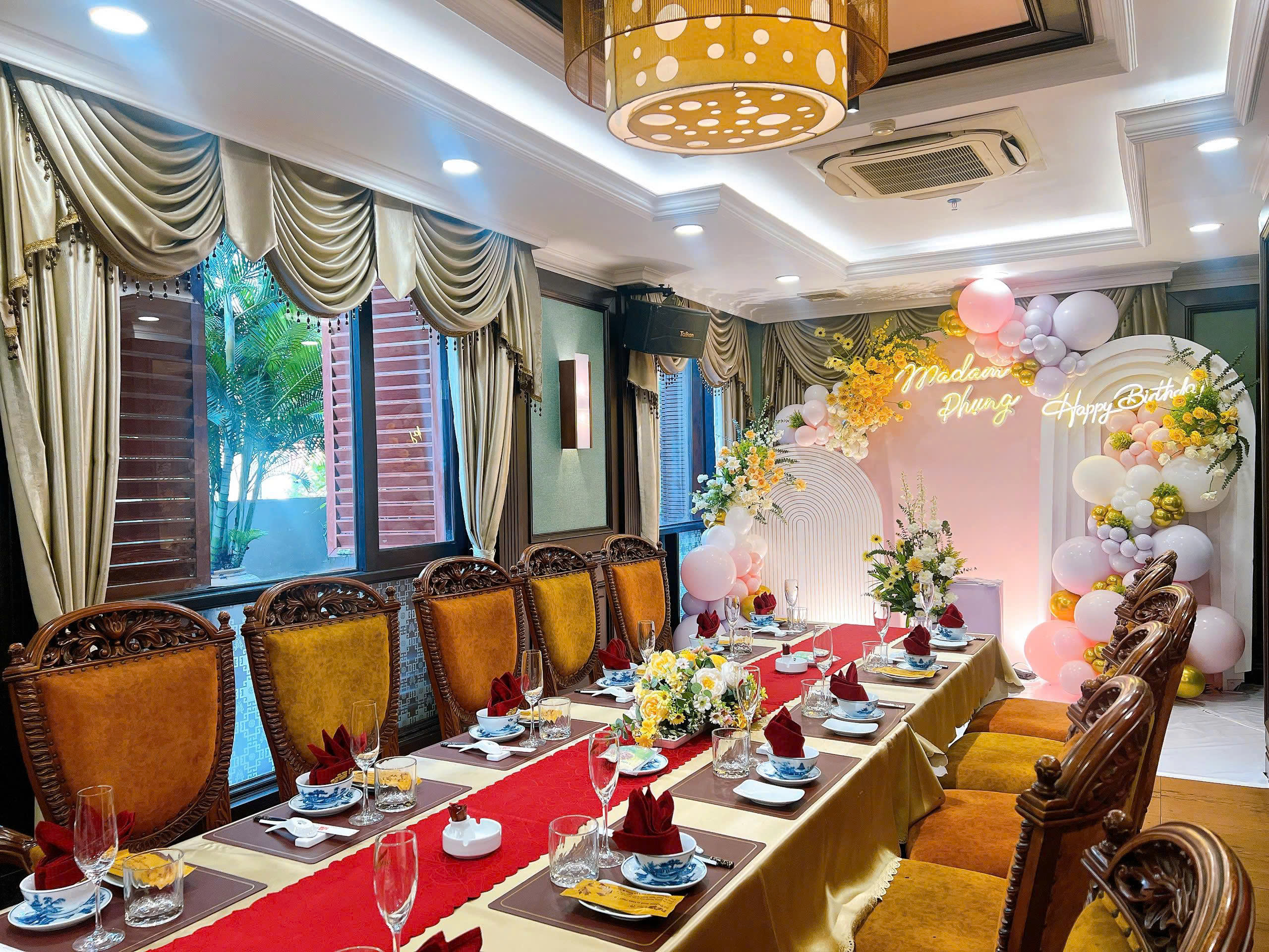 Tìm kiếm 10++ nhà hàng sang trọng cho giới doanh nhân tại Tp.HCM