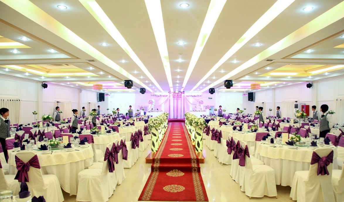 Nhà Hàng Đặt Tiệc Cưới Sang Trọng Cho Các Cặp Đôi Nổi Tiếng Tại TP.HCM