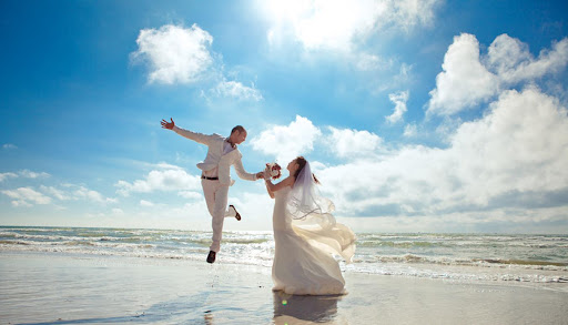 Chi phí chụp ảnh cưới tại biển có cao hơn bình thường không? Chi phí chụp ảnh cưới tại biển có cao hơn bình thường không?