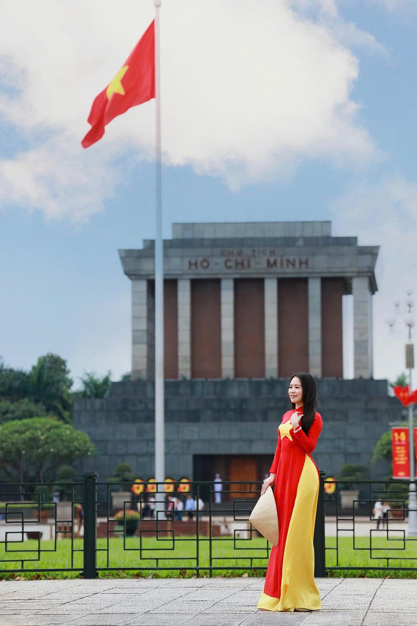 Xúng xính chụp ảnh áo dài quốc khánh 2-9 tại Hà Nội cùng Lavender Studio Xúng xính chụp ảnh áo dài quốc khánh 2-9 tại Hà Nội cùng Lavender Studio