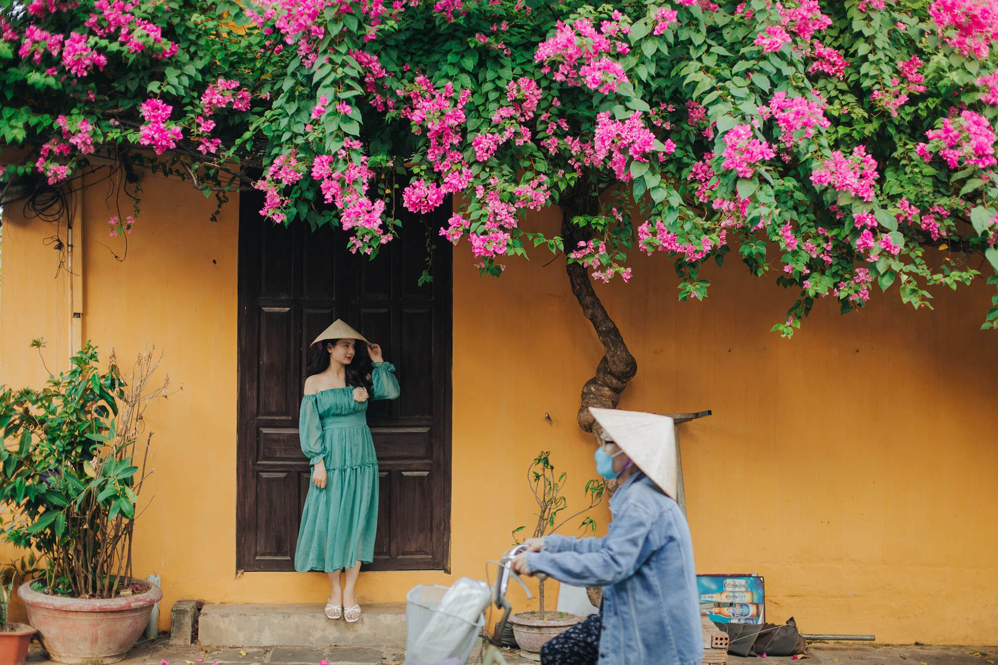 Hướng dẫn chụp ảnh du lịch tại Hội An của những studio uy tín - Cập nhật 10/2025 Hướng dẫn chụp ảnh du lịch tại Hội An của những studio uy tín - Cập nhật 10/2025