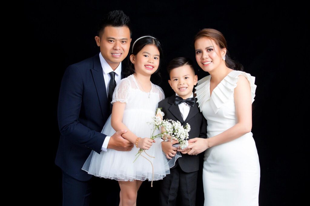 Khi nào nên chọn dịch vụ ghép ảnh gia đình tại Đà Nẵng Khi nào nên chọn dịch vụ ghép ảnh gia đình tại Đà Nẵng