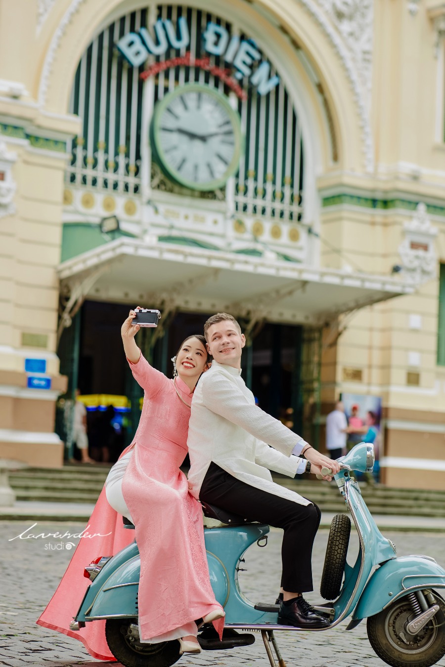 Giới trẻ yêu thích chụp hình couple để ghi dấu hành trình yêu Giới trẻ yêu thích chụp hình couple để ghi dấu hành trình yêu