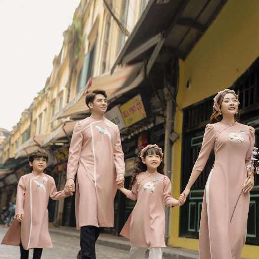 Chụp hình gia đình Tết 2026 miễn phí tại TP.HCM: Chọn địa điểm nào?