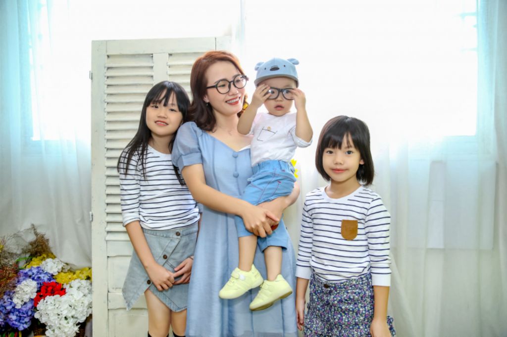 Top concept chụp ảnh gia đình ngoại cảnh tại TP.HCM năm 2026 Top concept chụp ảnh gia đình ngoại cảnh tại TP.HCM năm 2026