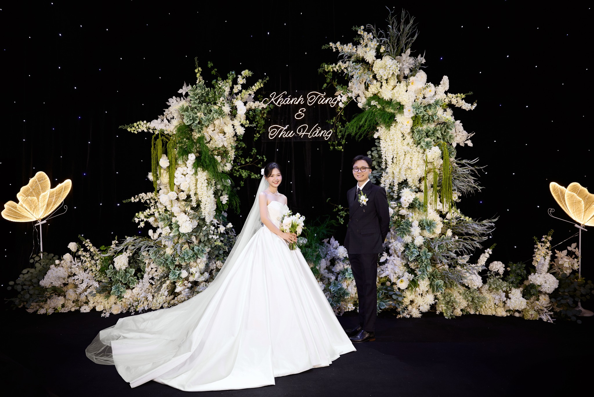 Xu hướng chụp ảnh cưới tối giản 2026 dành cho cặp đôi trẻ