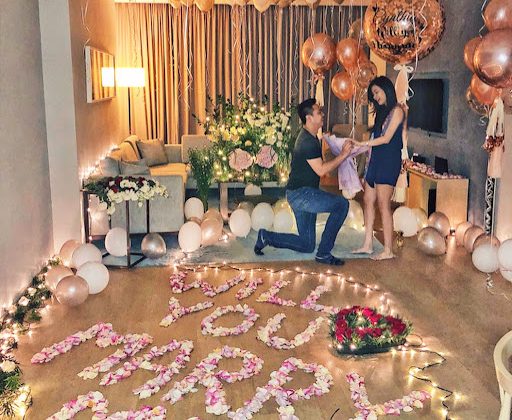 Kinh nghiệm lên kịch bản cầu hôn tại nhà ấm cúng 2026 Kinh nghiệm lên kịch bản cầu hôn tại nhà ấm cúng 2026