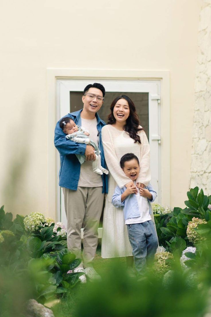 Bí quyết chụp ảnh gia đình mùa hè đẹp tự nhiên