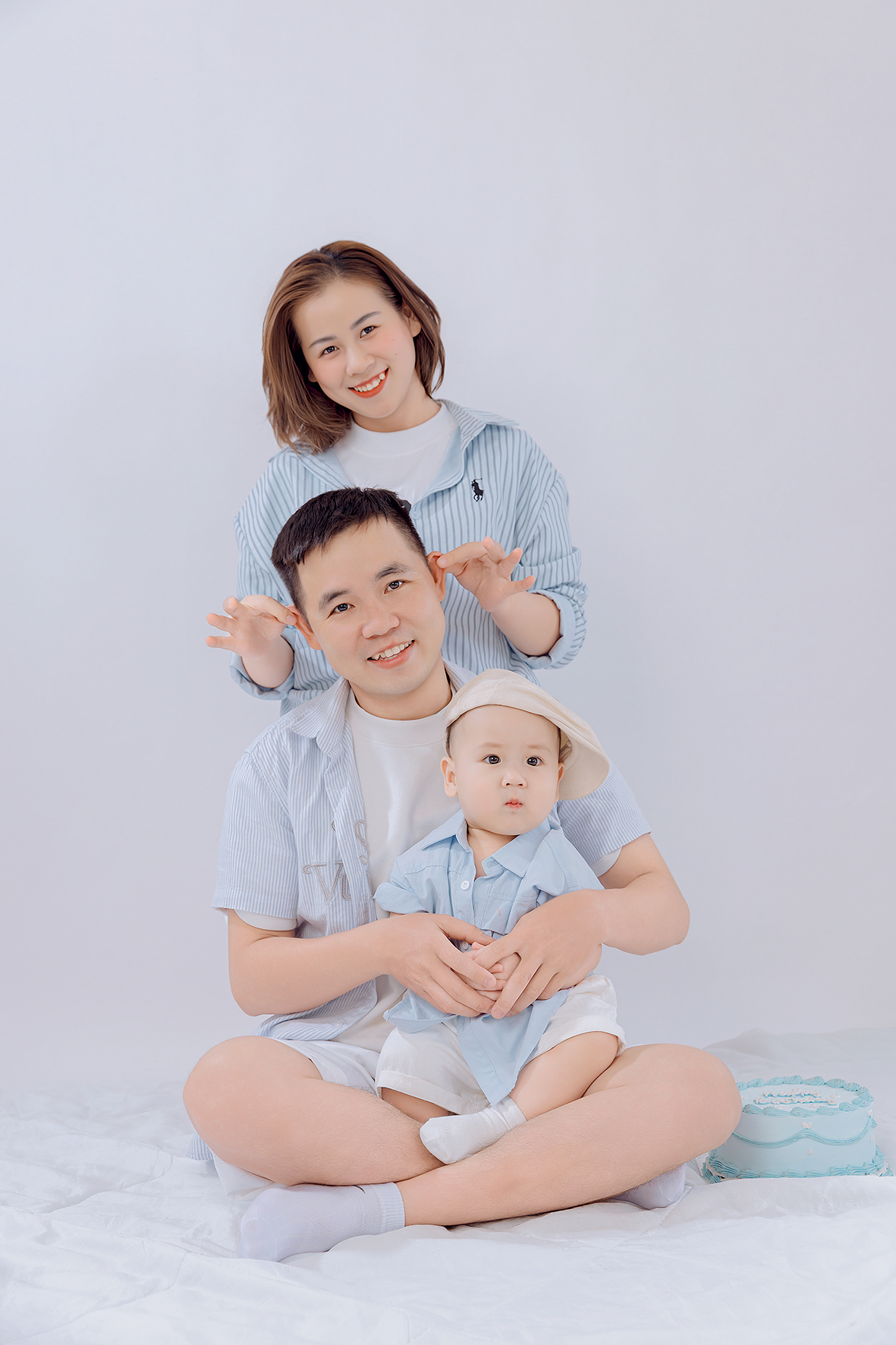 Studio chụp gia đình có em bé uy tín tại TP.HCM (1)