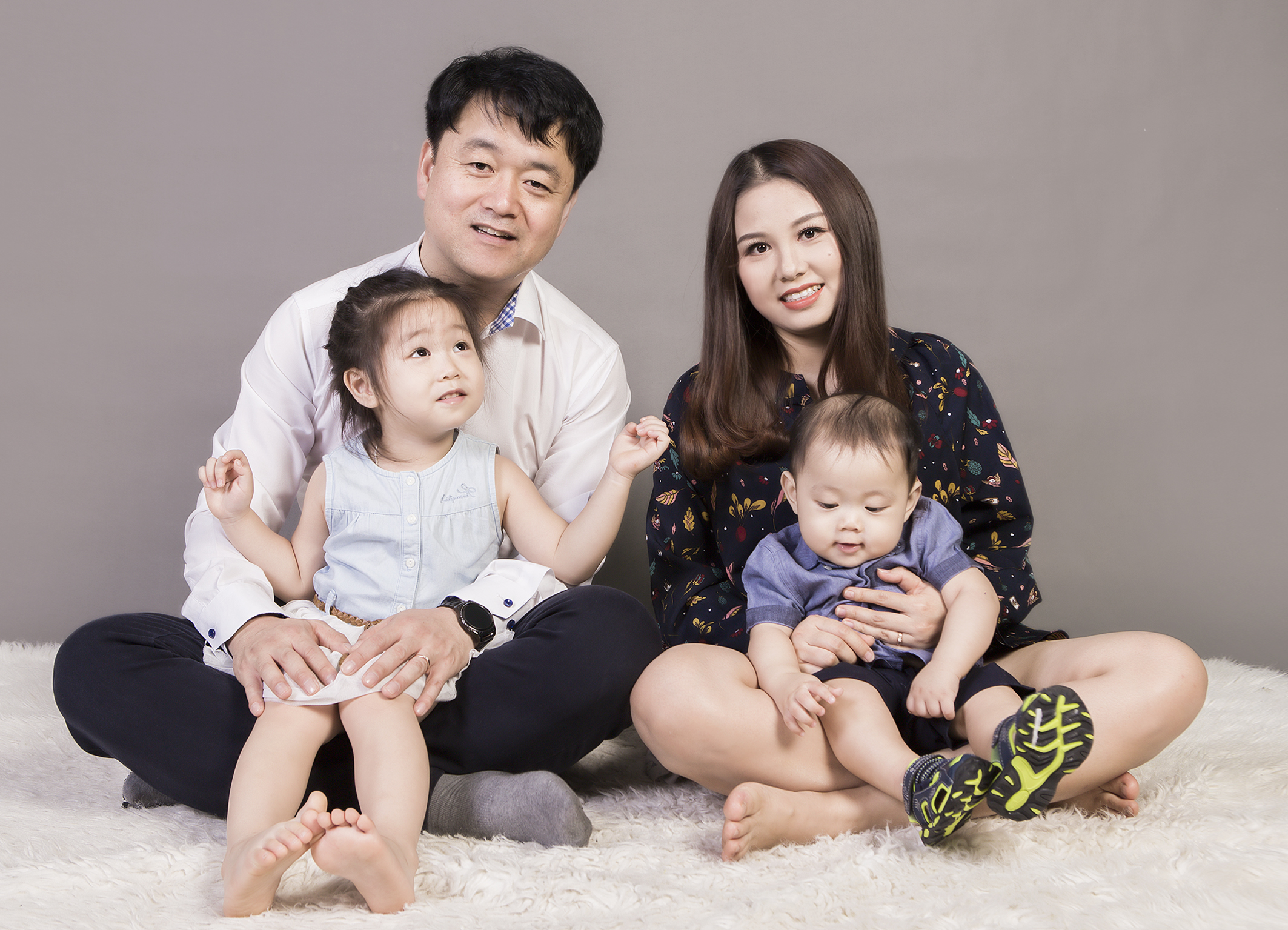 Studio chụp gia đình có em bé uy tín tại TP.HCM (3)