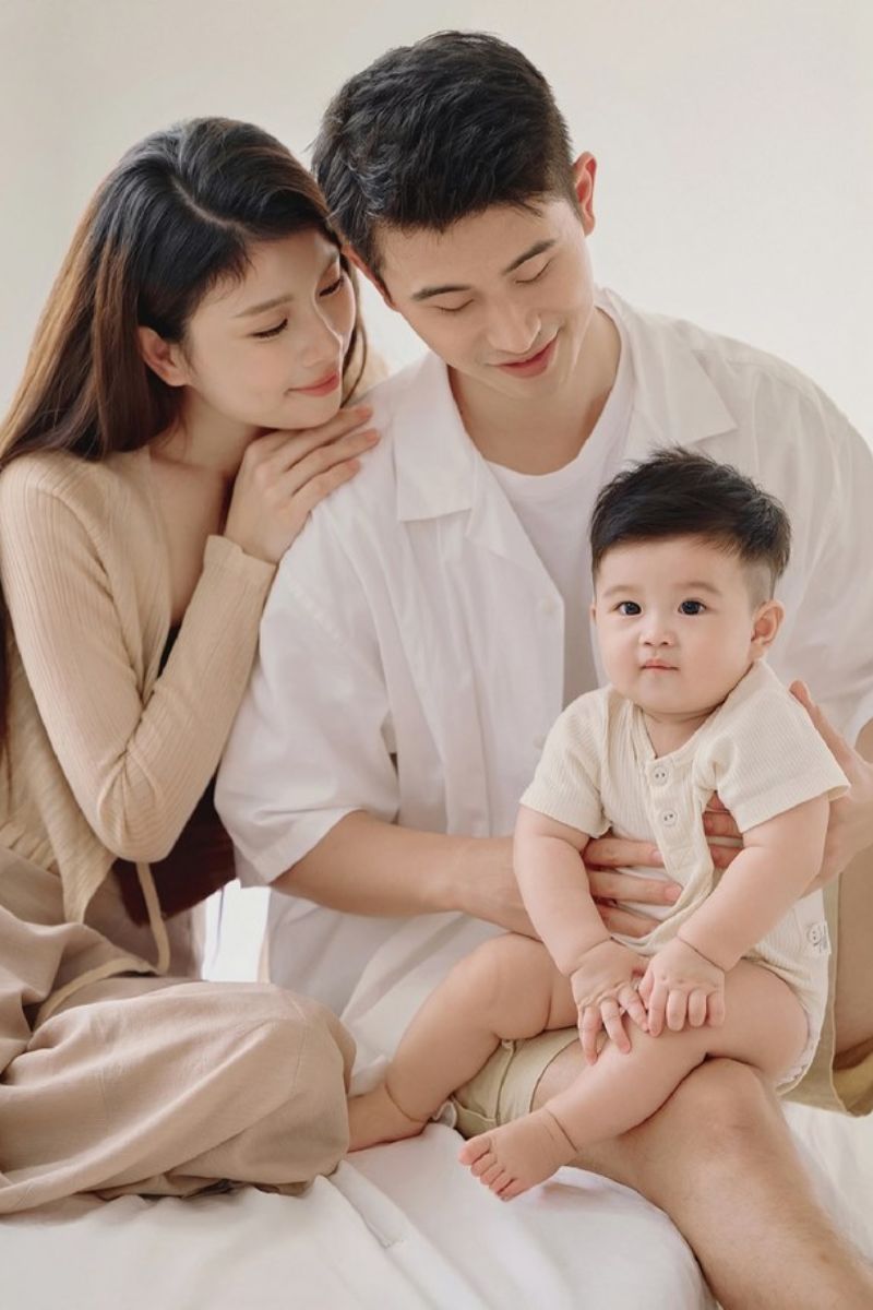 Chụp Hình Gia Đình Đẹp Kiểu Hàn Quốc (7) Chụp Hình Gia Đình Đẹp Kiểu Hàn Quốc (7)