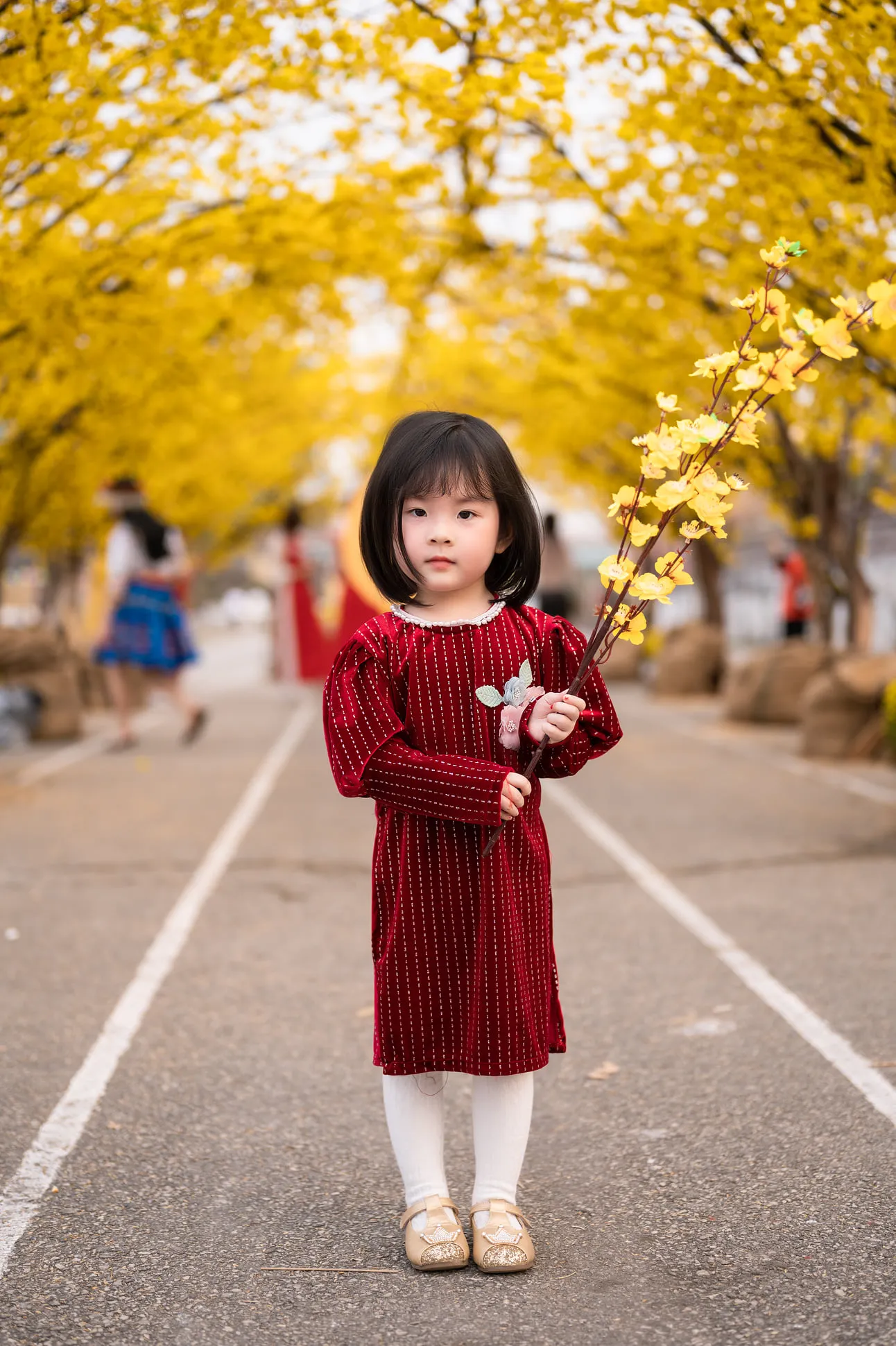 7 concept chụp ảnh áo dài trẻ em ngày Tết (4) 7 concept chụp ảnh áo dài trẻ em ngày Tết (4)